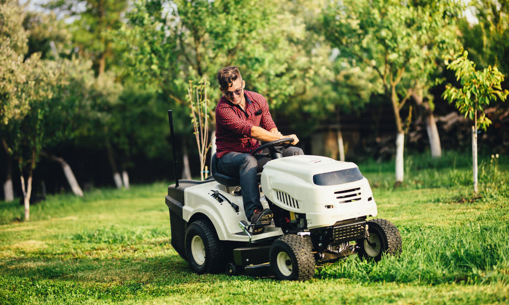 5 Best Riding Lawn Mowers for Hills and Steep Terrain In 2021